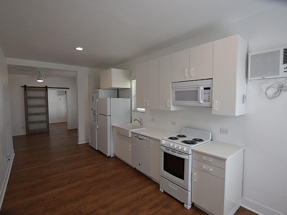 3rd image of 421 Devine St #2