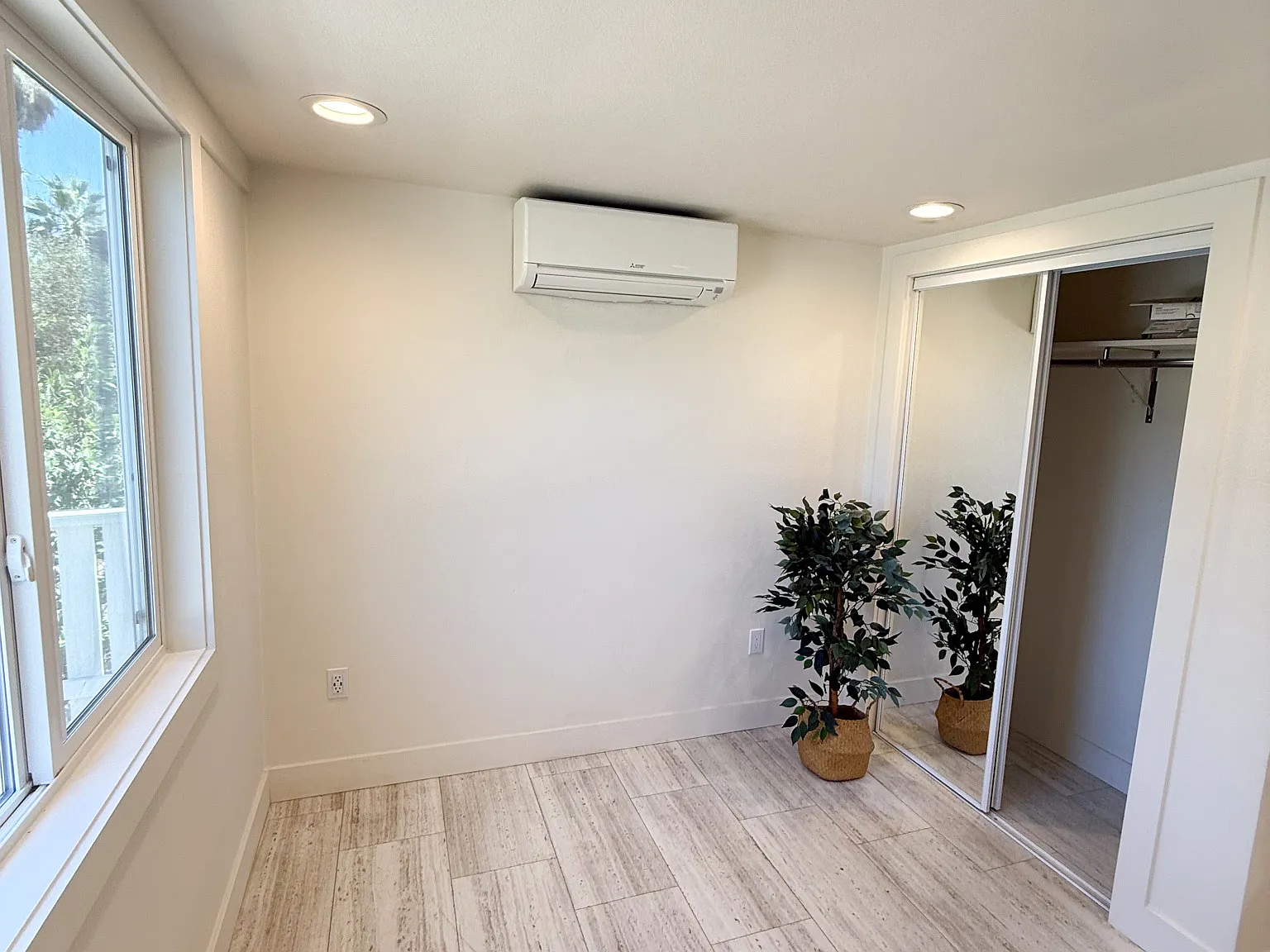 1 bed, 400 sqft, $1,795 — Photo 4