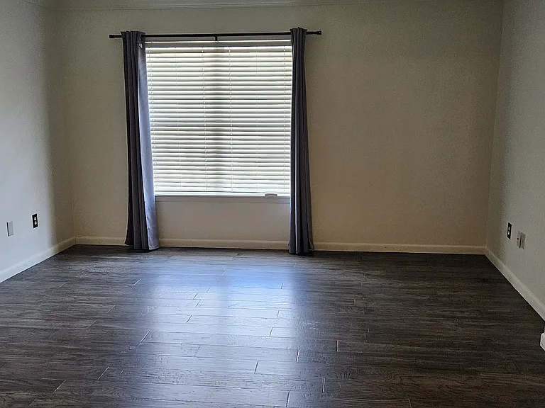 623 N Gloster St #410 — Photo 19