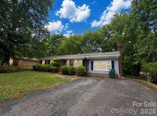 406 E L St, Newton, NC 28658