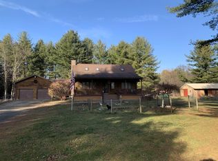 1200 Rocky Ridge Rd, Amsterdam, NY 12010