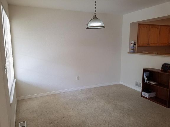 5th image of 805 Summer Hawk Dr Unit J59