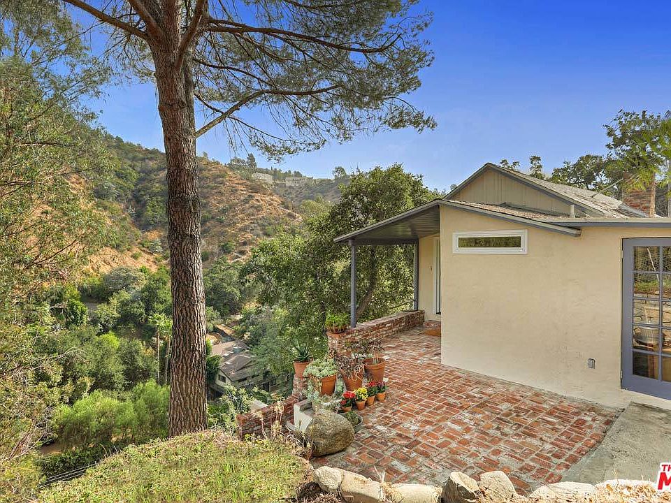 1st image of 2367 Merrywood Dr