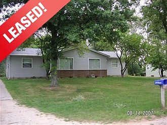 1st image of 2490 Brookdale Dr
