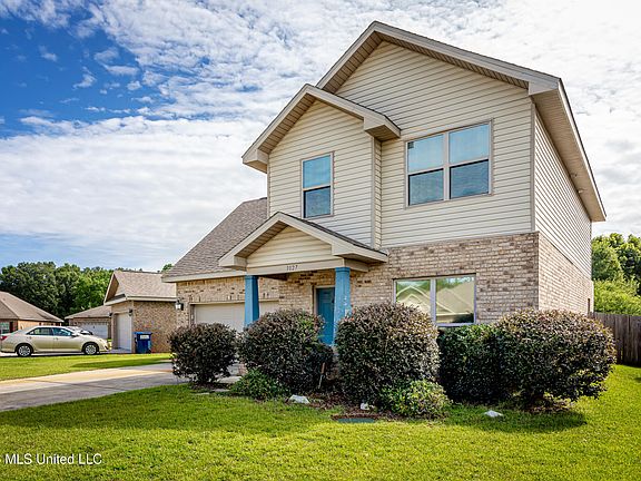 4th image of 3027 Notsram Ct