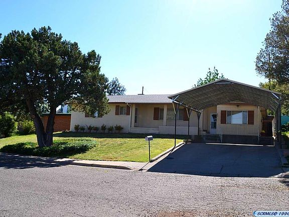 2nd image of 611 N Cheyenne Ave
