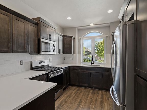 3rd image of 2967 NE Marea Dr