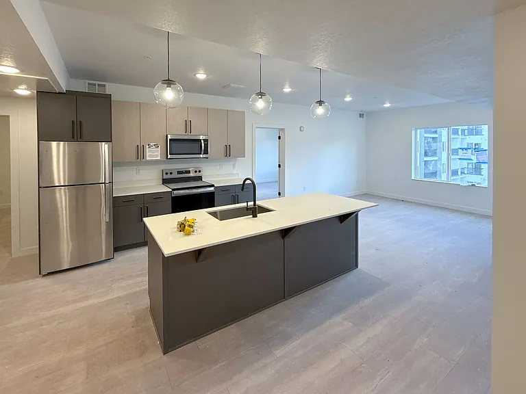 Promontory Place — Photo 30