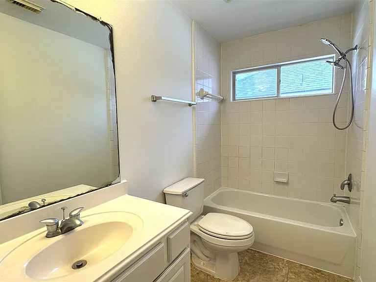 17630 Riata Springs Ln — Photo 24