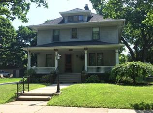 819 N 13th St, Manitowoc, WI 54220