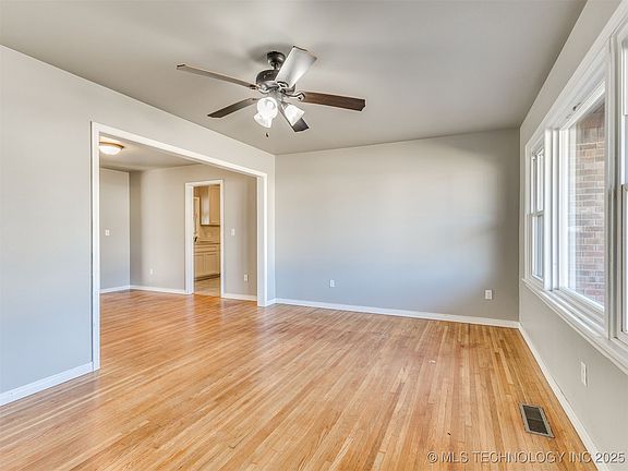 5th image of 6840 E King St