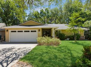 17807 Foxtail Dr, Penn Valley, CA