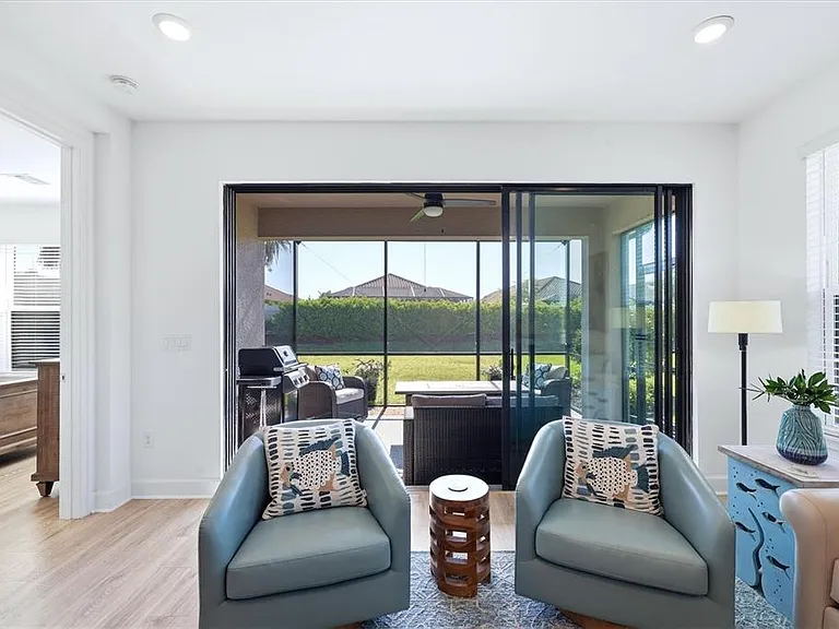 4733 Tortona Ct — Photo 13