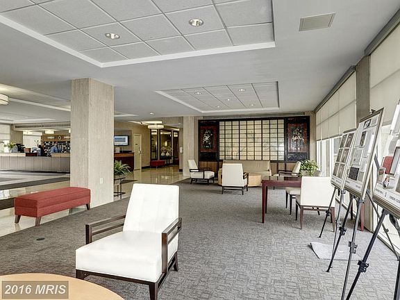 3rd image of 10500 Rockville Pike Unit 1601