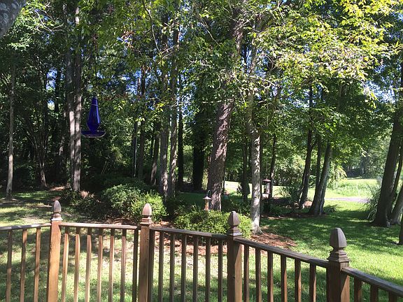 2nd image of 142 Brandywine Dr