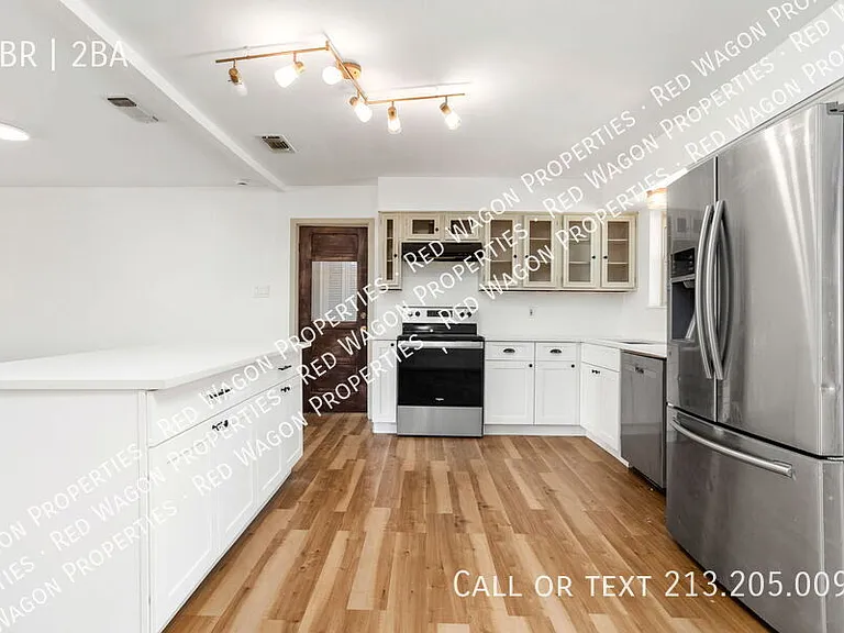 5259 Prince Valiant Dr — Photo 11