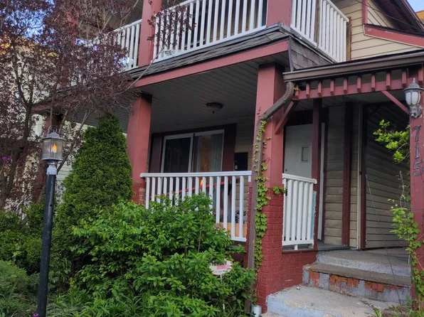 715 Literary Rd #Up, Cleveland, OH 44113