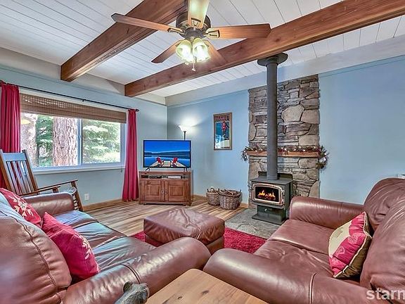 3rd image of 806 Anita Dr