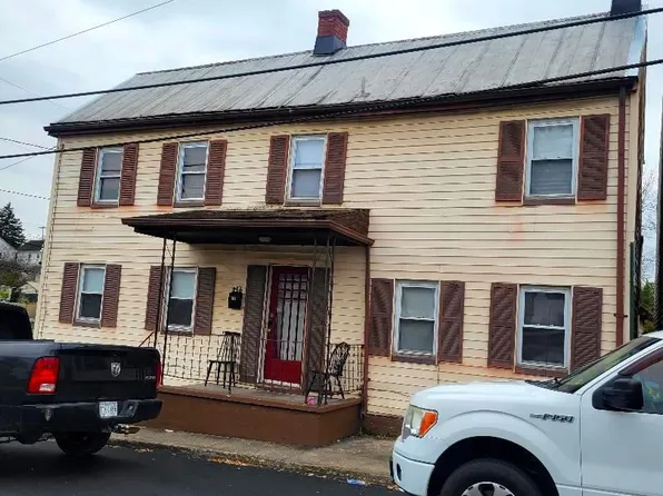 256 E Liberty St, Martinsburg, WV 25404