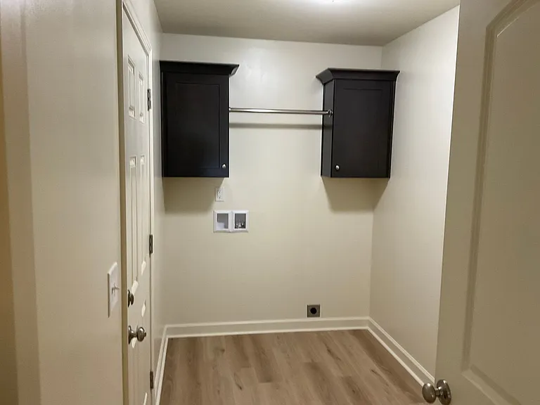 1287 Janice Rd — Photo 8