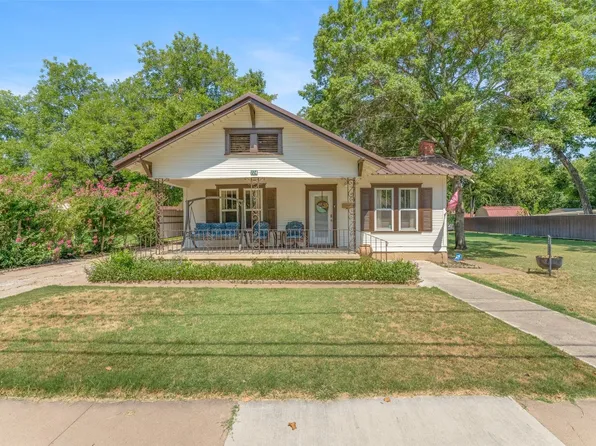 724 S Texas St, De Leon, TX 76444