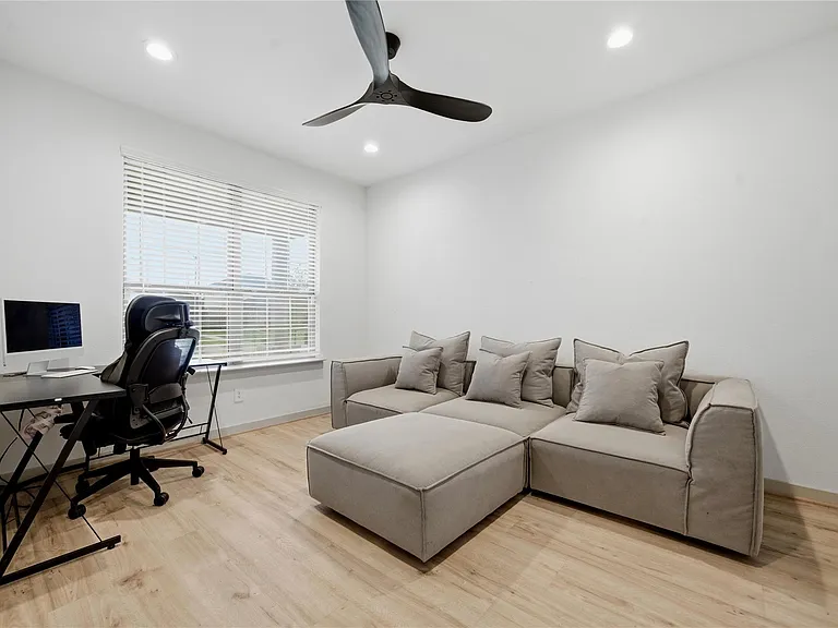 29250 Pikes Peak Dr — Photo 6