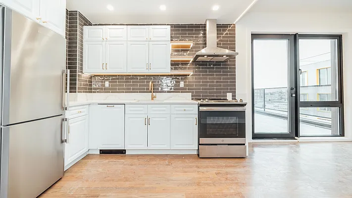 Rented by Nooklyn NYC LLC | media 29