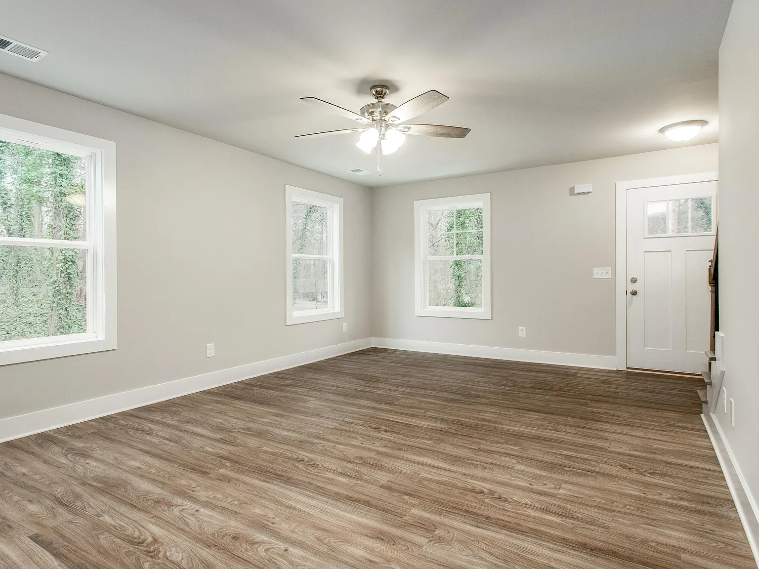1470 Eaglecreek Trl — Photo 4