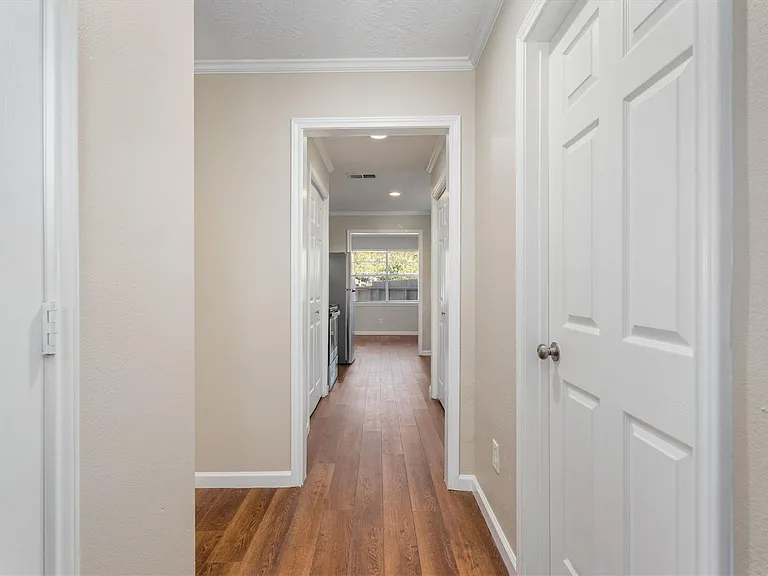 20361 Fieldtree Dr — Photo 5