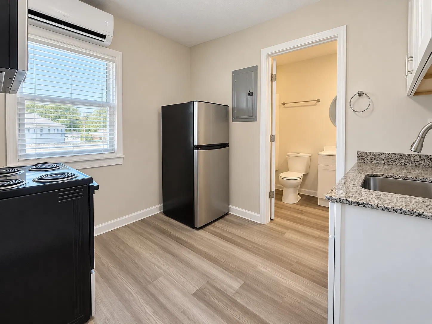 3632 Manslick Rd. — Photo 4