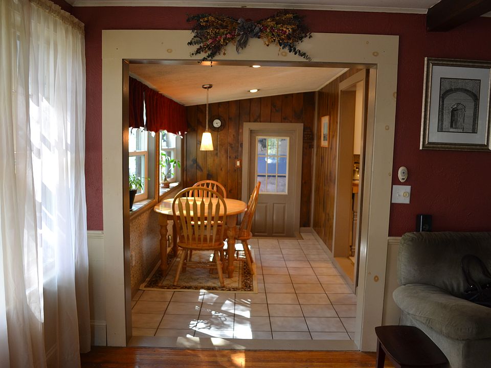 Breakfast Nook