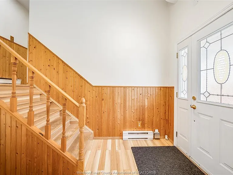 1229 Arncliffe Pl — Photo 5