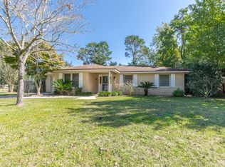 5590 Homewood Rd, Pensacola, FL 32504