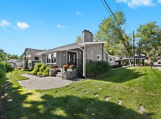 204 Osprey St, Walled lake, MI 48390
