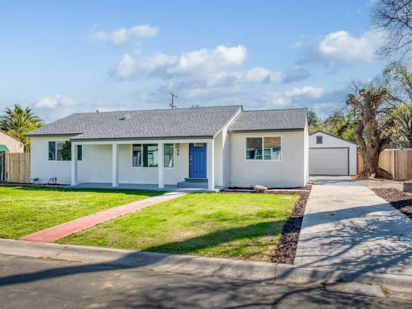 96 E Bellaire Way, Fresno, CA 93704
