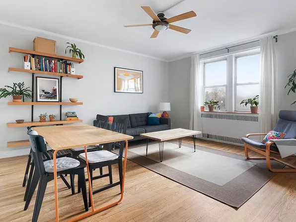 140 E 2nd St APT 3K, Brooklyn, NY 11218