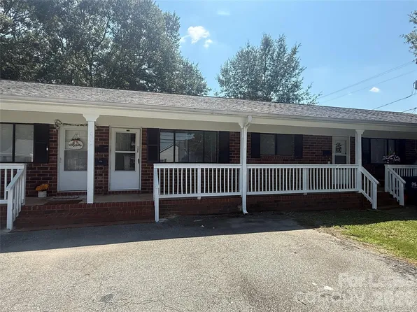 155 W College St, Stanley, NC 28164