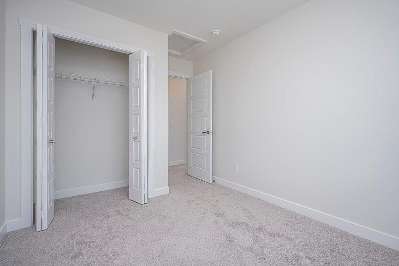 Calgary Townhouse for rent - 3 Bedrooms — photo 32