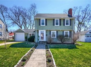 150 Ann Mary Brown Dr, Warwick, RI 02888