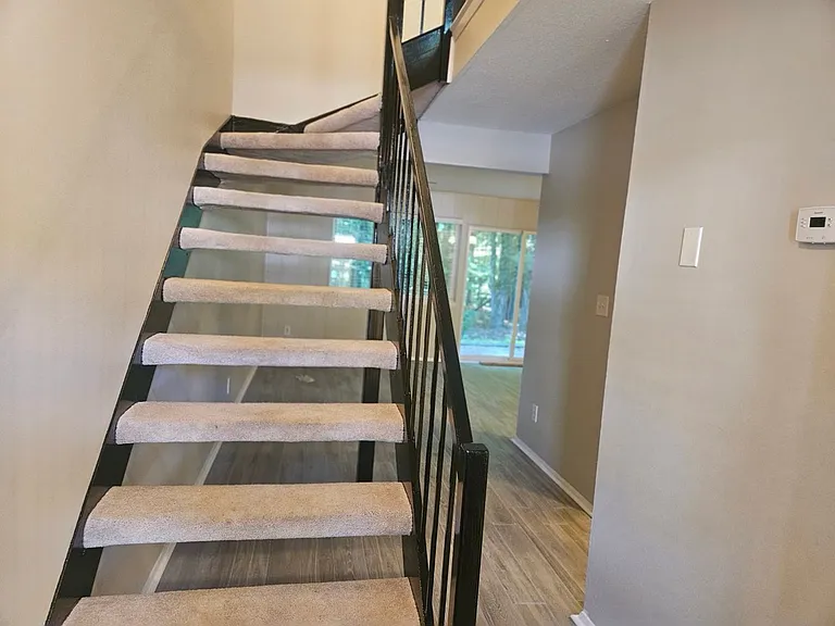 220 Elizabeth St #A14 — Photo 9