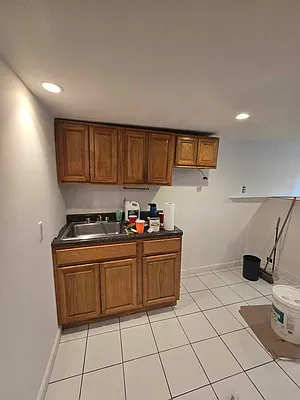 Rented by Aida Home Realty | media 36