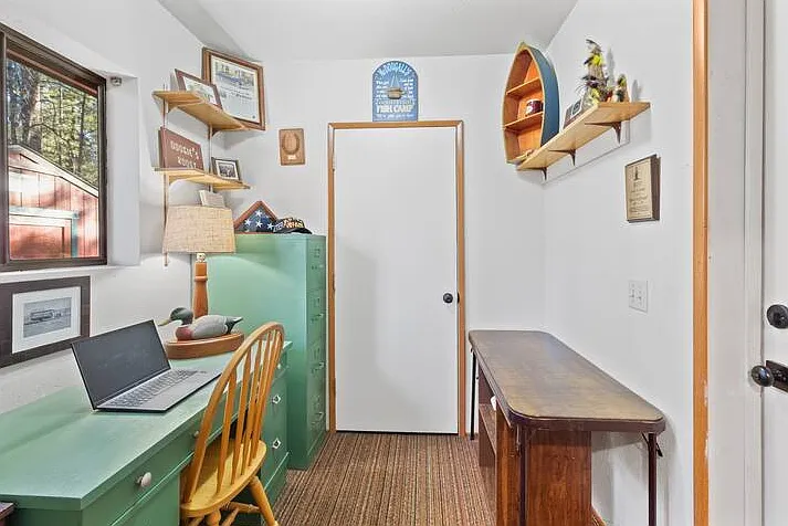 1690 E Rim Rd — Photo 15