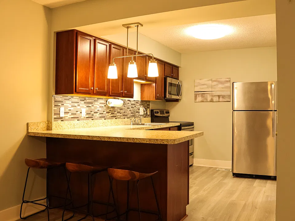 3037 Cape Henry Ct