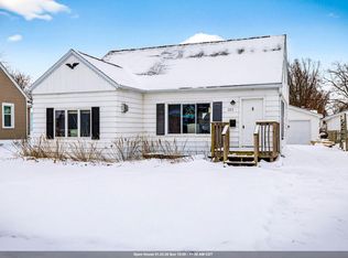 323 8th St, Menasha, WI 54952