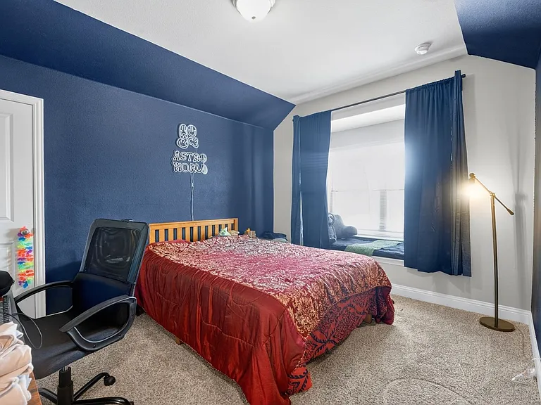 6200 Marigold Dr — Photo 12