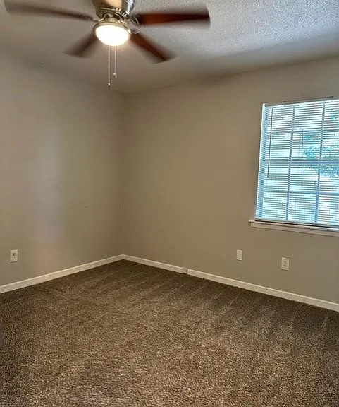 2116 Greenoaks Rd #1B — Photo 17