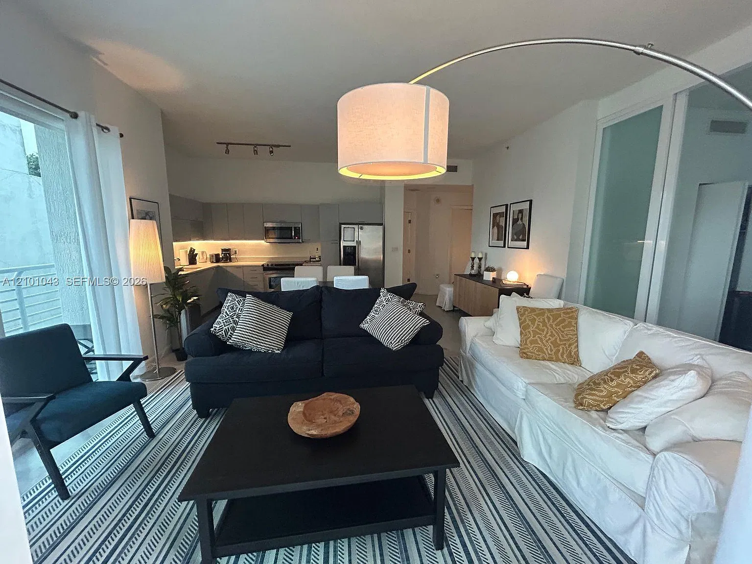 The Loft Downtown Condo — Photo 3
