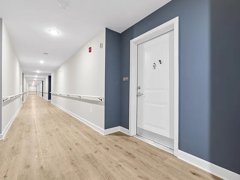 Bluebird Commons — Photo 16