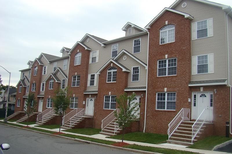 1st image of 376 Prospect St #H