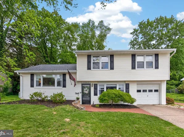 2040 Floral Dr, Wilmington, DE 19810